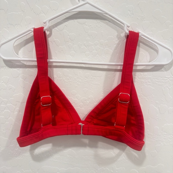 OneOne Bikini Top Womens Medium Cherry Red Ribbed Knit Vacation Beach Summer - Picture 3 of 5